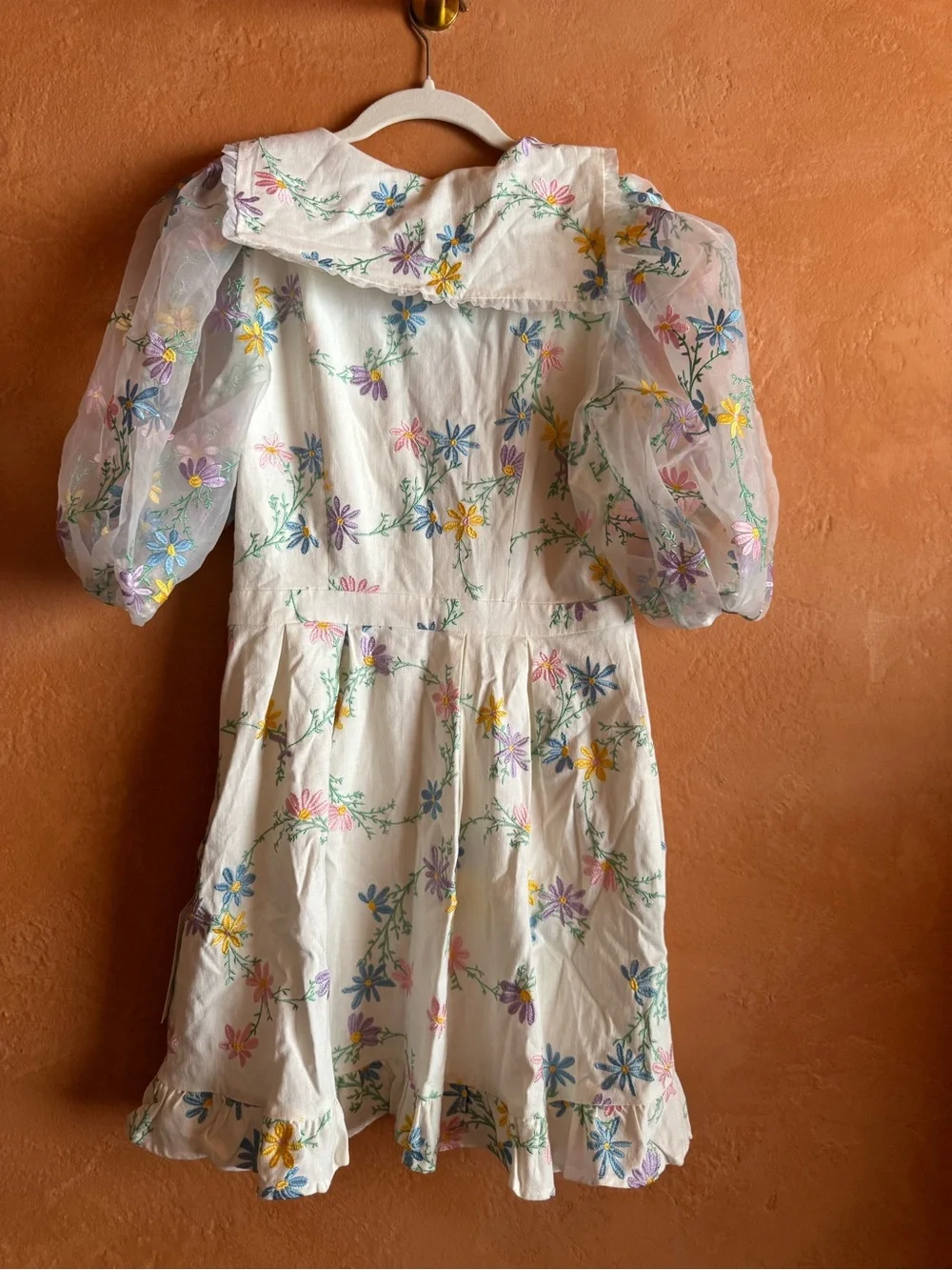 For Love & Lemons Marjorie Mini Dress NWT Floral Embroidered Puff Sleeve Medium - Picture 8 of 11